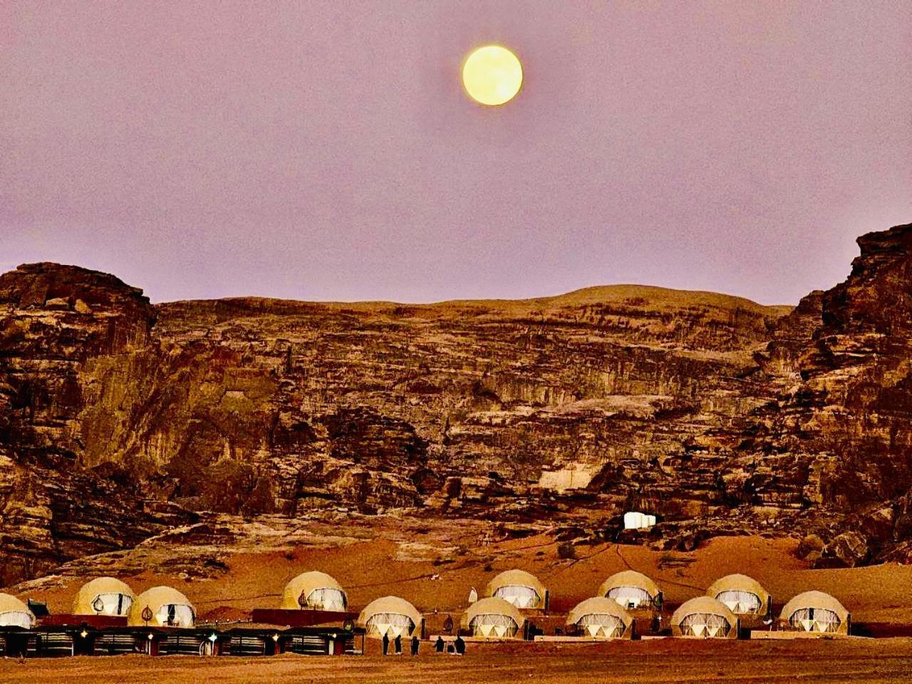 Nael Bedouin Luxury Camp Wadi Rum Exteriör bild